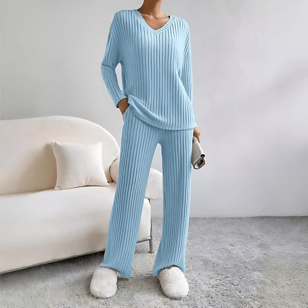 Sara | Elegant og Komfortabel 2 - Delt Sæt - ARTIKA - Outfit Set